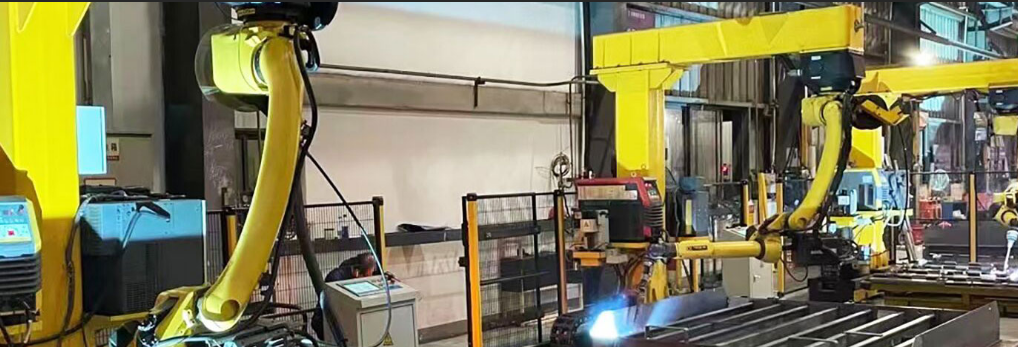 Proč jsou zvedací stoly nezbytné pro bezpečnější a rychlejší manipulaci s materiálem?